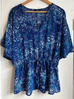 a.n.a Blue Patterned V-Neck Drawstring Peplum Top